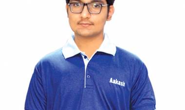 Three Students from Aakash Institute Secure 100 Percentile in JEE Main 3rd attempt 2021 results; 7 Aakashians become State Toppers