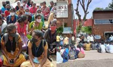 திண்டுக்கல் RVS கல்லூரி முன்பு அதிகமாக கல்வி கட்டணம் கட்ட சொல்வதாகக் கூறி கல்லூரி முன்பு மாணவர்கள் போராட்டம்