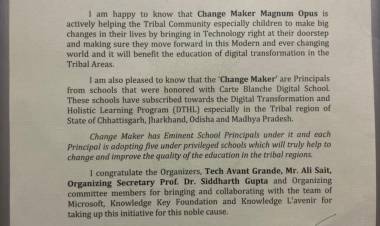 Shri Dharmendra Pradhan Hon'ble Union Education Minister and Smt. Renuka Singh, Hon’ble M.O.S. Tribal Affairs, Govt. of India; Dr. Sangamitra Maurya, Member of Parliament, Lok Sabha congratulate change-maker school principals at Tech Avant-Garde’s Magnum Opus