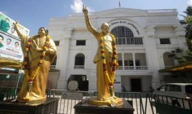 வாக்கு வாங்கி அரசியலுக்காக வன்னியர்களுக்கு 105% உள்ஒதுக்கீடு அளித்த பழனிசாமி மன்னிப்பு கேட்க வேண்டும் அமமுக