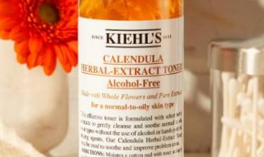 CLINICALLY CALM SKIN WITH KIEHL’S CALENDULA TONER 