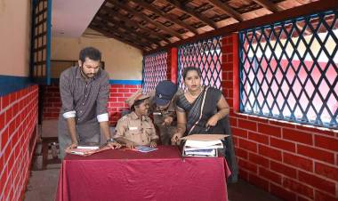 "காமெடி பஜார்"