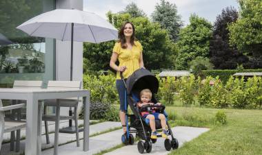 CHICCO’s ECHO STROLLER  FOR A COMFORTABLE AND FASHIONABLE RIDE WITH YOUR LITTLE ONE.