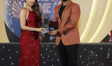 Cosmetic Dentist Dr. Arshad Wins National Fame Award