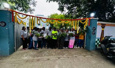 உலக மூத்தோர் நாளை முன்னிட்டு நடைபெற்ற குடும்ப நடை பேரணி