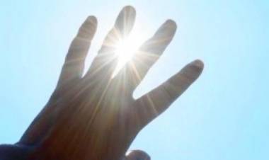 தமிழ்நாட்டில் 6 இடங்களில் 100 டிகிரி ஃபாரன்ஹீட் மற்றும் அதற்கும் மேல் வெயில் கொளுத்தியது!