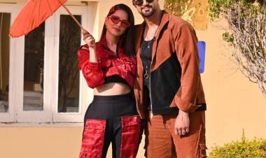 ஒருத்தரை உண்மையாவே நேசிச்சா இதை மட்டும் பண்ணுங்க.. காதலின் அர்த்தத்தை புரிய வைத்த சன்னி லியோன்!