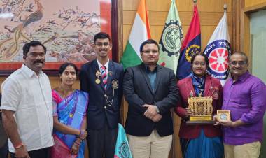 KLH Aziznagar Cadet Conferred DG NCC Commendation Card at National Level