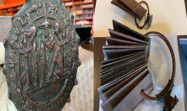 Chola era copper plates must be put on public display
