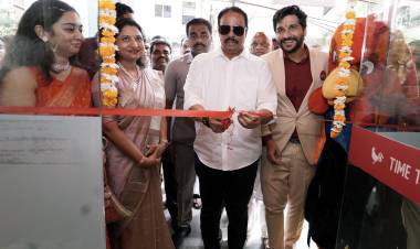 Hyderabad’s home grown brand, Country Chicken Co.  launches its premium experience store at Banjara Hills! 