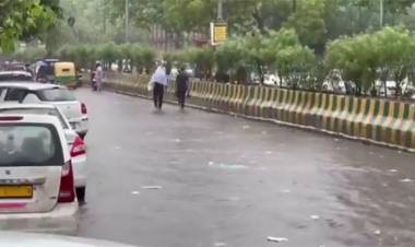 டெல்லியில் தீவிரமடைந்த பருவமழை! – நோய்த்தொற்றுகளால் பாதிக்கப்படுபவர்கள் எண்ணிக்கை அதிகரிப்பு