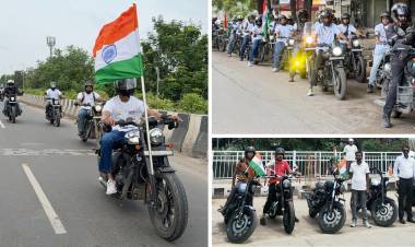 2,000 Jawa, Yezdi and BSA riders unite to celebrate India's 80th Independence Day