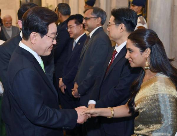 Netflix's 'Made in Korea' movie marks milestone at Rashtrapati Bhavan!