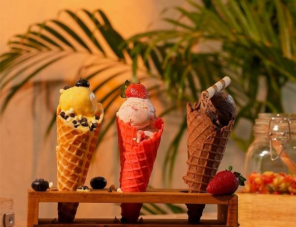 Scoops of Happiness at Truffles, Feathers Hotel