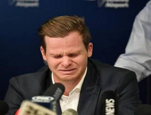 Funny Fan Tells Steve Smith to Stop Being Overly Careful