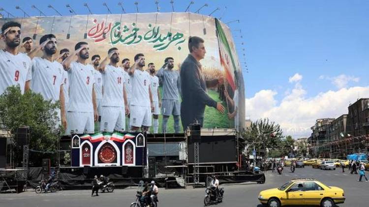 Trump Delays Iran Strike Amid Peace Hope