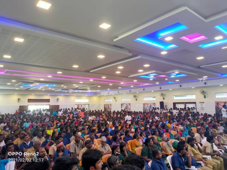 தருமபுரி மாவட்டத்தில் தளபதி விஜய் அவர்களின் பெயரால் தூய்மைப்பணியாளர்களுக்கு மாபெரும் நலத்திட்ட உதவிகள் வழங்கும் விழா