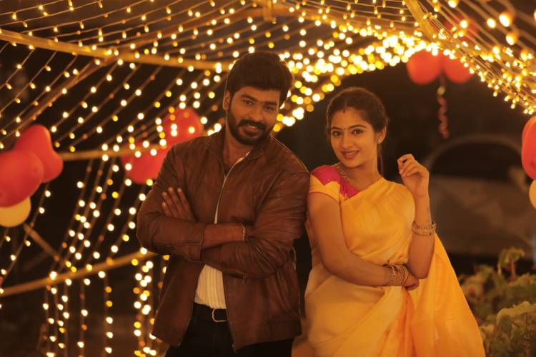 Colors Tamil brings special celebrities Comedian Adhavan and Actress Sanjana Singh to celebrate Valentine Weekend