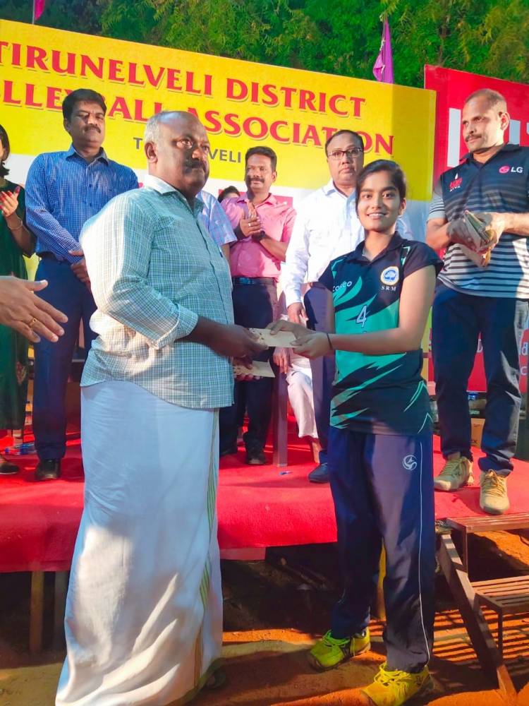 SRM IST Volleyball Girls Win the State level volleyball tournament held at Tirunelveli from 13 to 14th feb 2021, organised by Tirunelveli District Volleyball Association.