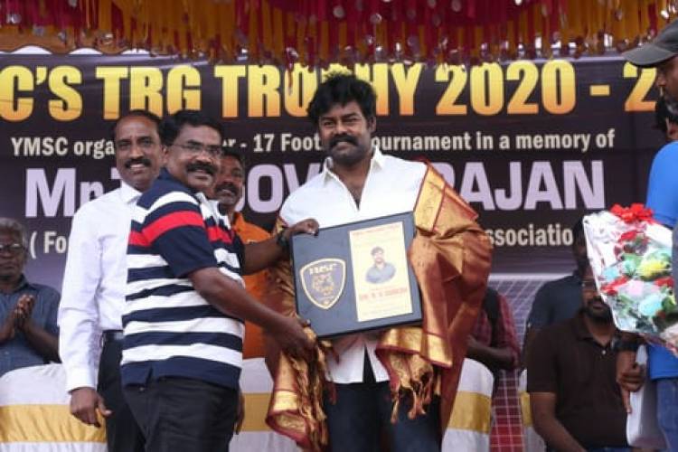 சென்னை பெரம்பூரில் 28 வருடங்களாக பெருளாதாரத்தில் பின்தங்கிய இளைய சமுதாயத்தினருக்கு இலவசமாக கல்வியோடுக்கூடிய கால்பந்தாட்டாத்தை அளித்து