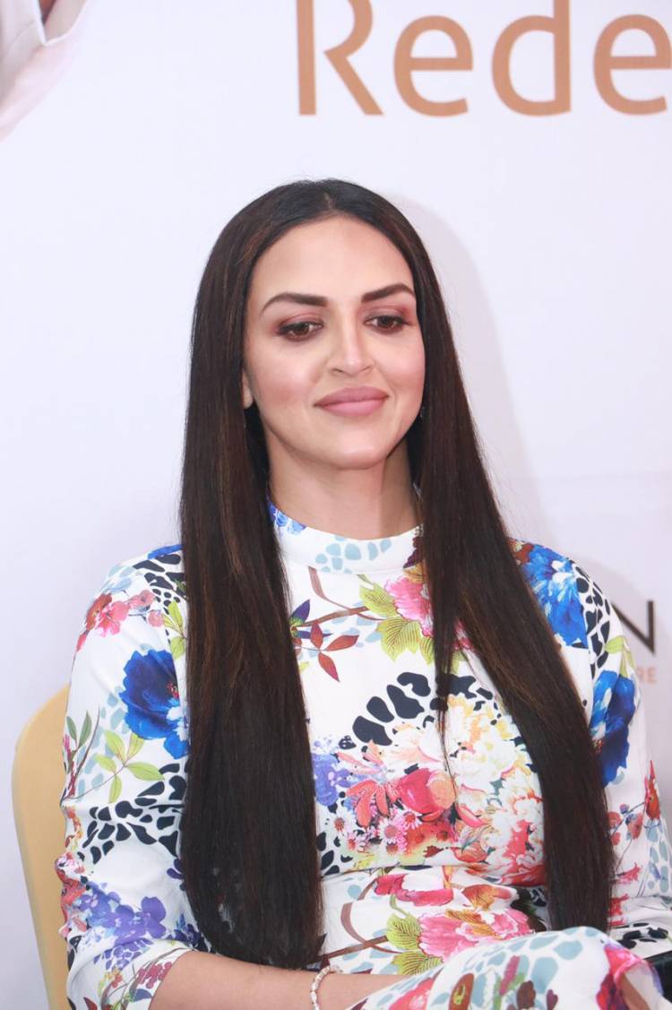 #KolorsCryomatic launch.. #Kailon   @Esha_Deol calls #Chennai as her home town.. 