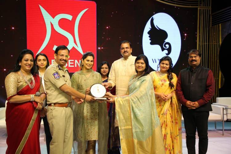 @Narisenaglobal empowers women spread across 20 countries with 6,000 members.