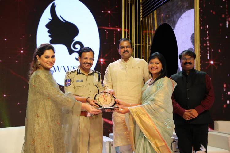 @Narisenaglobal empowers women spread across 20 countries with 6,000 members.