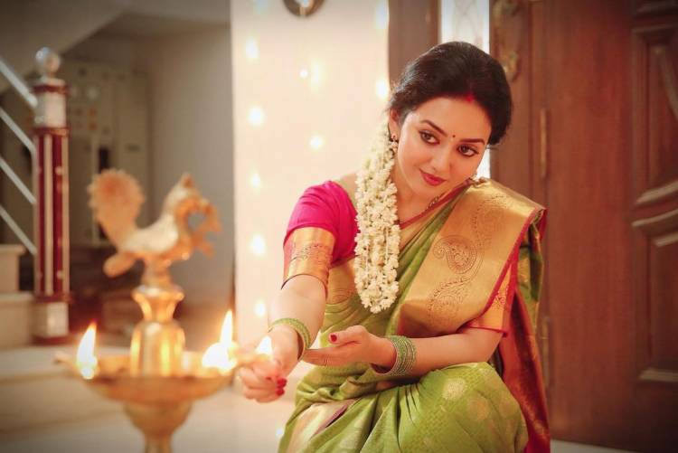 குடும்பங்கள் கொண்டாடும் “நாயகி”