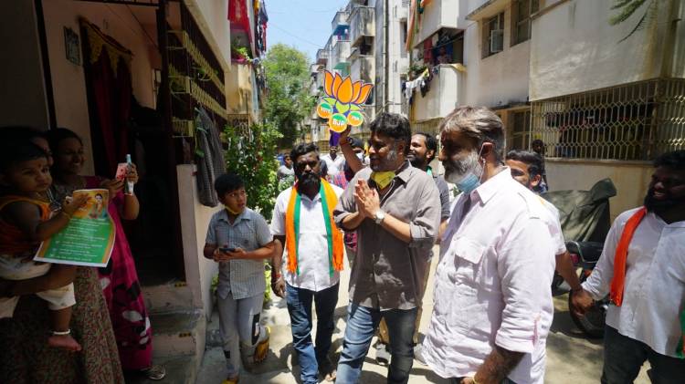 Sundar C joined Mrs Kushboo in election campaign at Thousand lights constituency