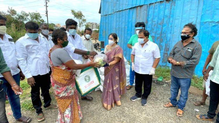 நடிகர் சங்க உறுப்பினர்களுக்கு நடிகை ஜெயசித்ரா நிவாரண உதவி