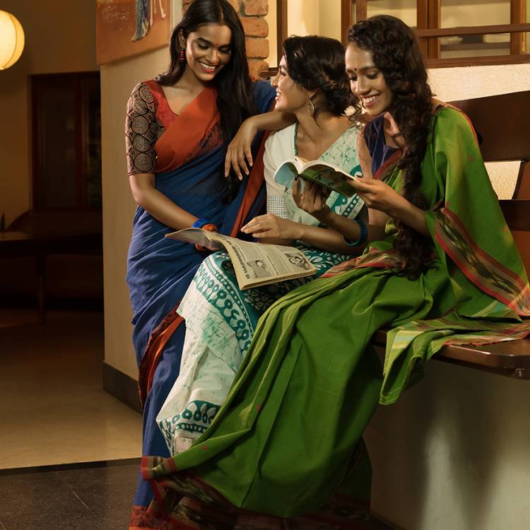 THE WEAVING OF A SIX YARD STORY
