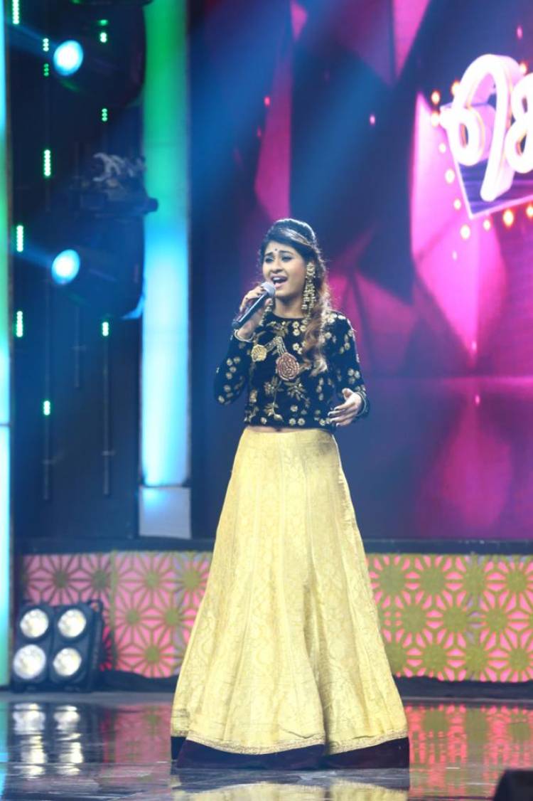 பிரபல பின்னணி பாடகர்கள் பங்கேற்கும் கலர்ஸ் தமிழின் ‘கலர்ஸ் சன்டே கொண்டாட்டம்’