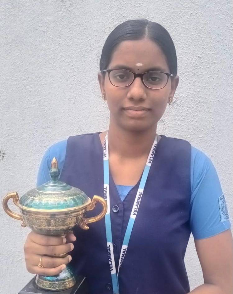 வேலம்மாள் பள்ளி மாணவி ரிந்தியா தேசிய சதுரங்க சாம்பியன்ஷிப்பில் தங்கம் வென்று சாதனை.