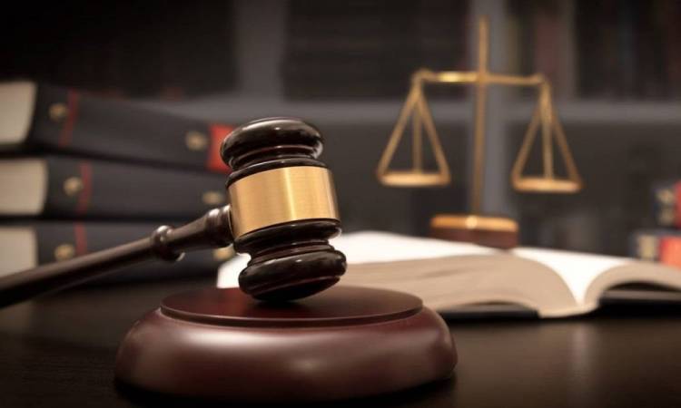 சொகுசு விடுதியில் பார்ட்டி நடத்திய நடிகை கவிதாஸ்ரீ கைது!