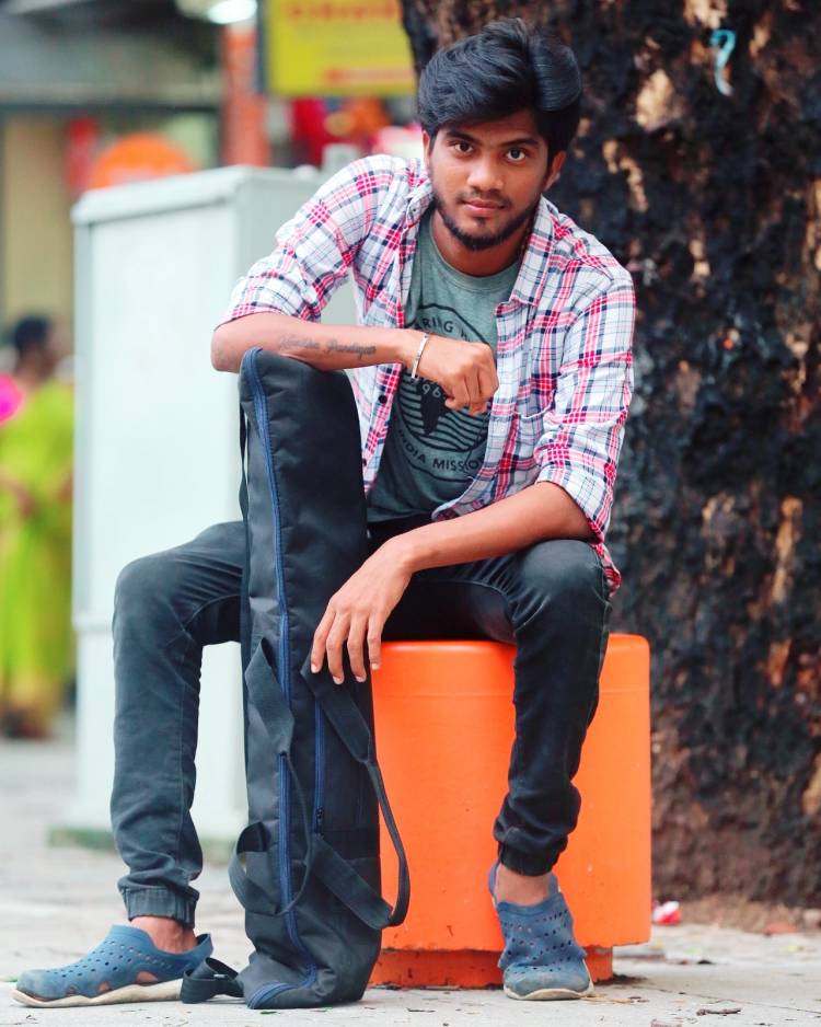 "ஆல் இன் ஆல் அழகு ராஜா"