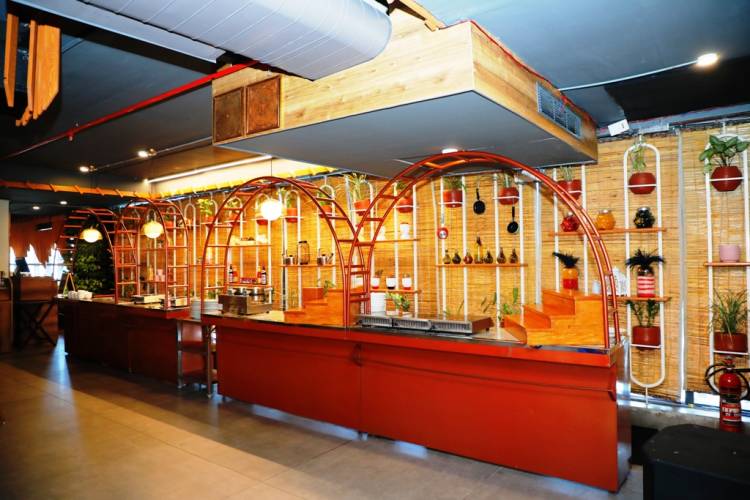 Manchi Baphè: Doors open to South India's largest multi-cuisine buffet with a fiesta of fun and food