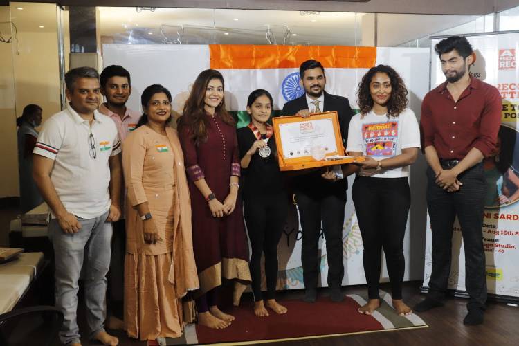 Mermaid Pose Held for the Longest  Duration – Asia Book of Records
