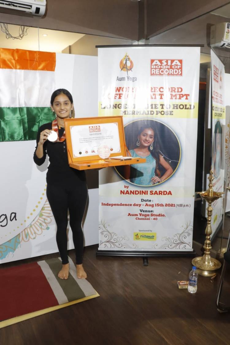 Mermaid Pose Held for the Longest  Duration – Asia Book of Records