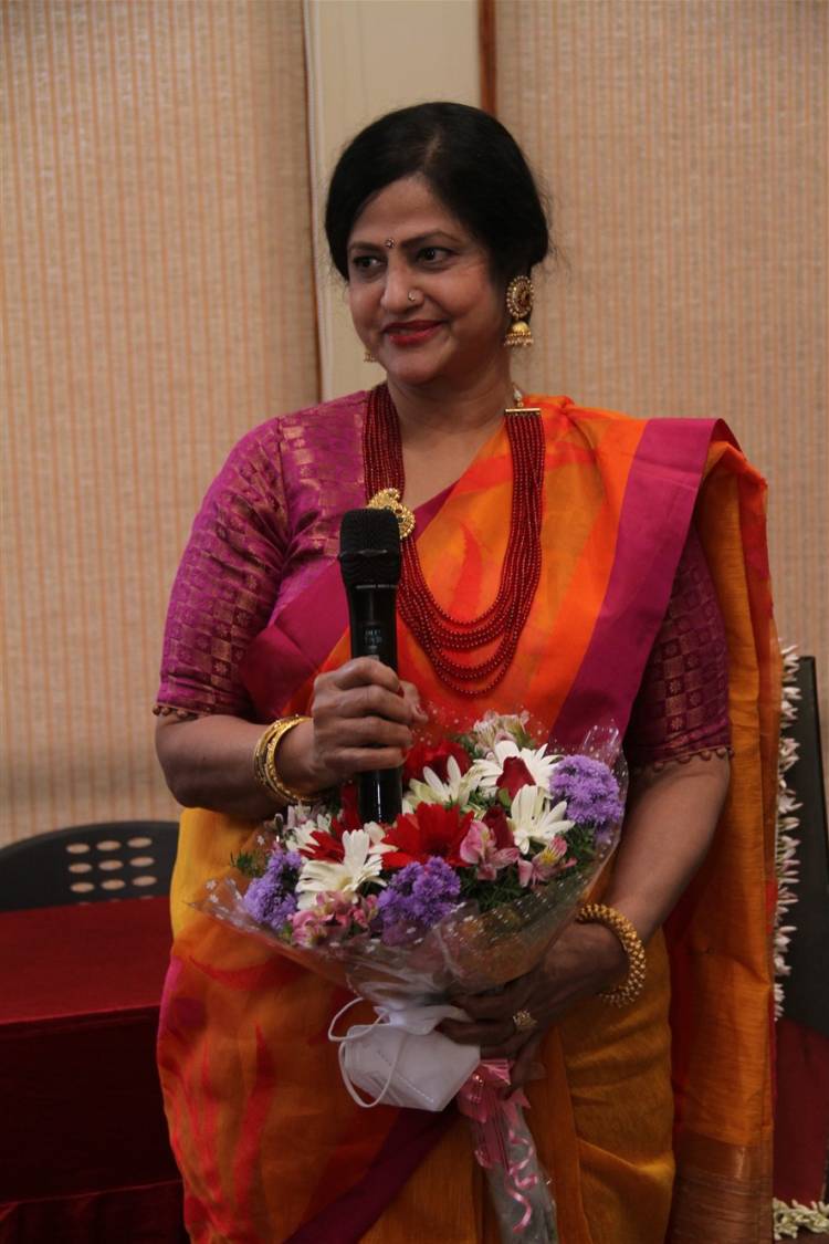 'அமுதும் தேனும்'  -  மறைந்த பழம்பெரும் நடிகை ராஜசுலோச்சனாவின் 87ஆவது பிறந்தநாள் விழா வெகு விமரிசையாகக் கொண்டாடப்பட்டது.