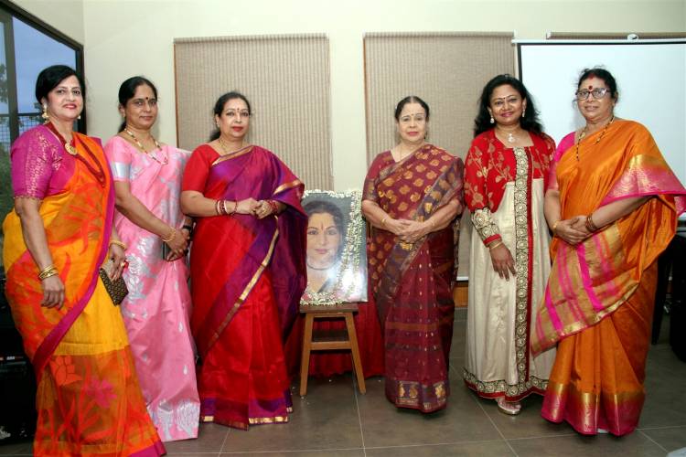 'அமுதும் தேனும்'  -  மறைந்த பழம்பெரும் நடிகை ராஜசுலோச்சனாவின் 87ஆவது பிறந்தநாள் விழா வெகு விமரிசையாகக் கொண்டாடப்பட்டது.