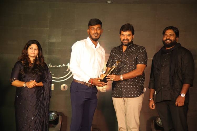 Business Iconic Awards felicitated by Health Secretary Dr.Radha Krishanan, Ms.Namitha Marimuthu,Mr.Inigo Irudayaraj,Mr.Balaji Sadagopan,Kaushik, & Ms.Krithika Radhakrishnan.