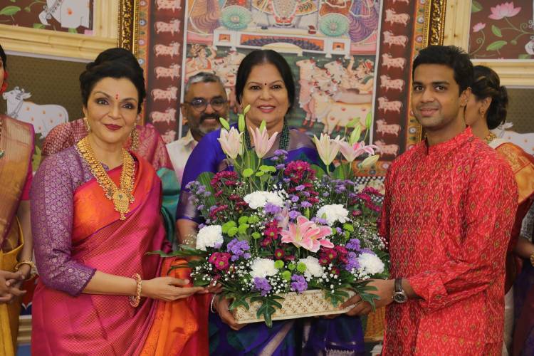 SAREE STYLING WORKSHOP AT ‘SUNDARI SILKS’ DELVES INTO TIMELESS SAREES WITH A NOVEL TOUCH