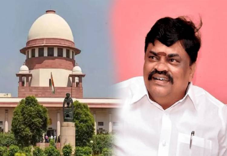 ராஜேந்திர பாலாஜி மீதான வழக்கில் 3 பேரை கைது செய்ய உச்சநீதிமன்றம் இடைக்கால தடை.