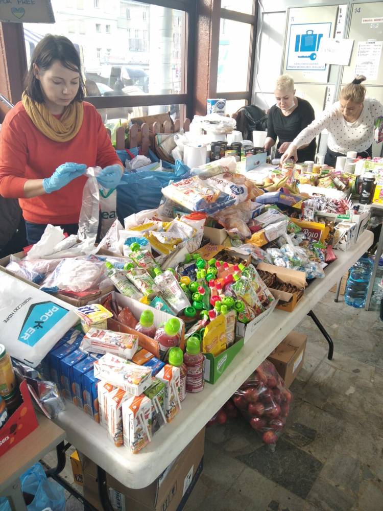 Mata Amritanandamayi Math volunteers tirelessly serving refugees from Ukraine