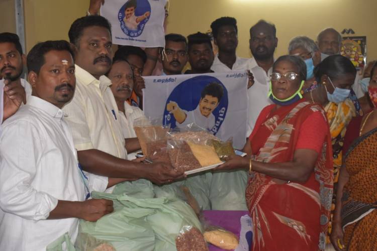 வாரம்தோறும் ஞாயிற்றுகிழமையை சமூக நலப்பணி நாளாக அறிவித்த  "தளபதி" மக்கள் இயக்கம் "