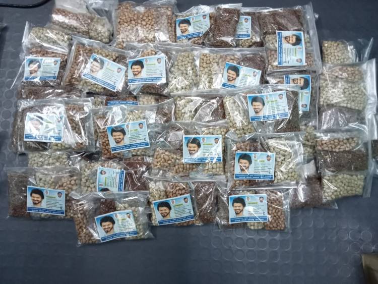 வாரம்தோறும் ஞாயிற்றுகிழமையை சமூக நலப்பணி நாளாக அறிவித்த  "தளபதி" மக்கள் இயக்கம் "