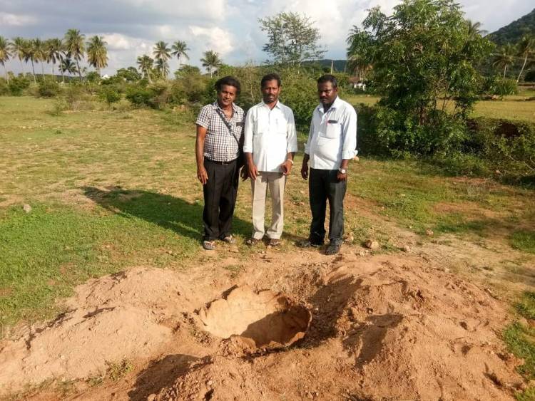 ஆத்தூர் அருகே முதுமக்கள் தாழி