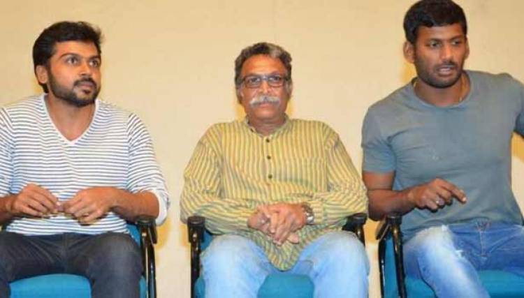 பாண்டவர் அணி சார்பில் போட்டியிட்ட நாசர், விஷால், கார்த்தி, பூச்சி முருகன், கருணாஸ் ஆகியோர் முன்னிலை.