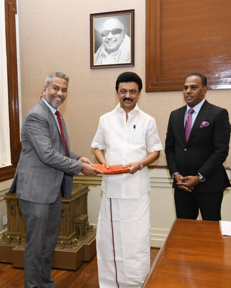 தமிழக முதல்வர் மாண்புமிகு மு.க. ஸ்டாலின் அவர்களை மலேசிய மனிதவள அமைச்சர் டத்தோ ஸ்ரீ எம். சரவணன் சென்னையில் உள்ள முதல்வரின் அலுவலகத்தில் சந்தித்துப் பேசினார்.