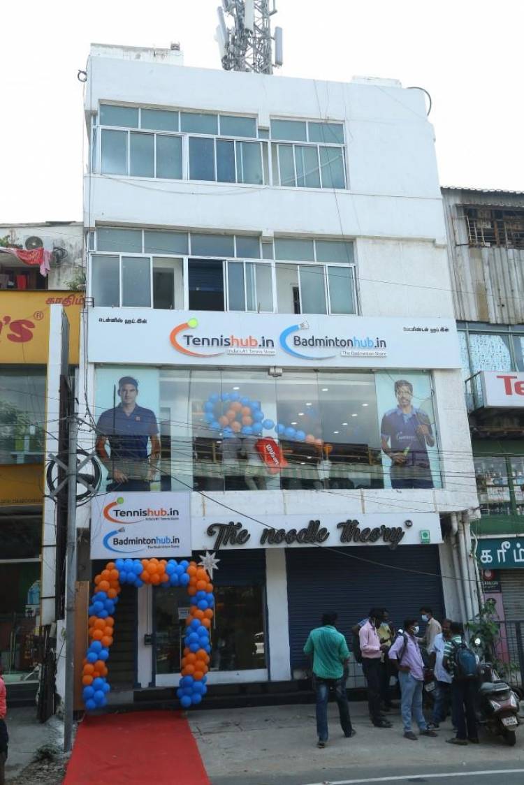GRAND OPENING OF TENNISHUB AND BADMINTONHUB  ONE STOP SOLUTION FOR ALL TENNIS BATMINTON GOODS  BY PADMA SHRI. RAMESH KRISHNAN